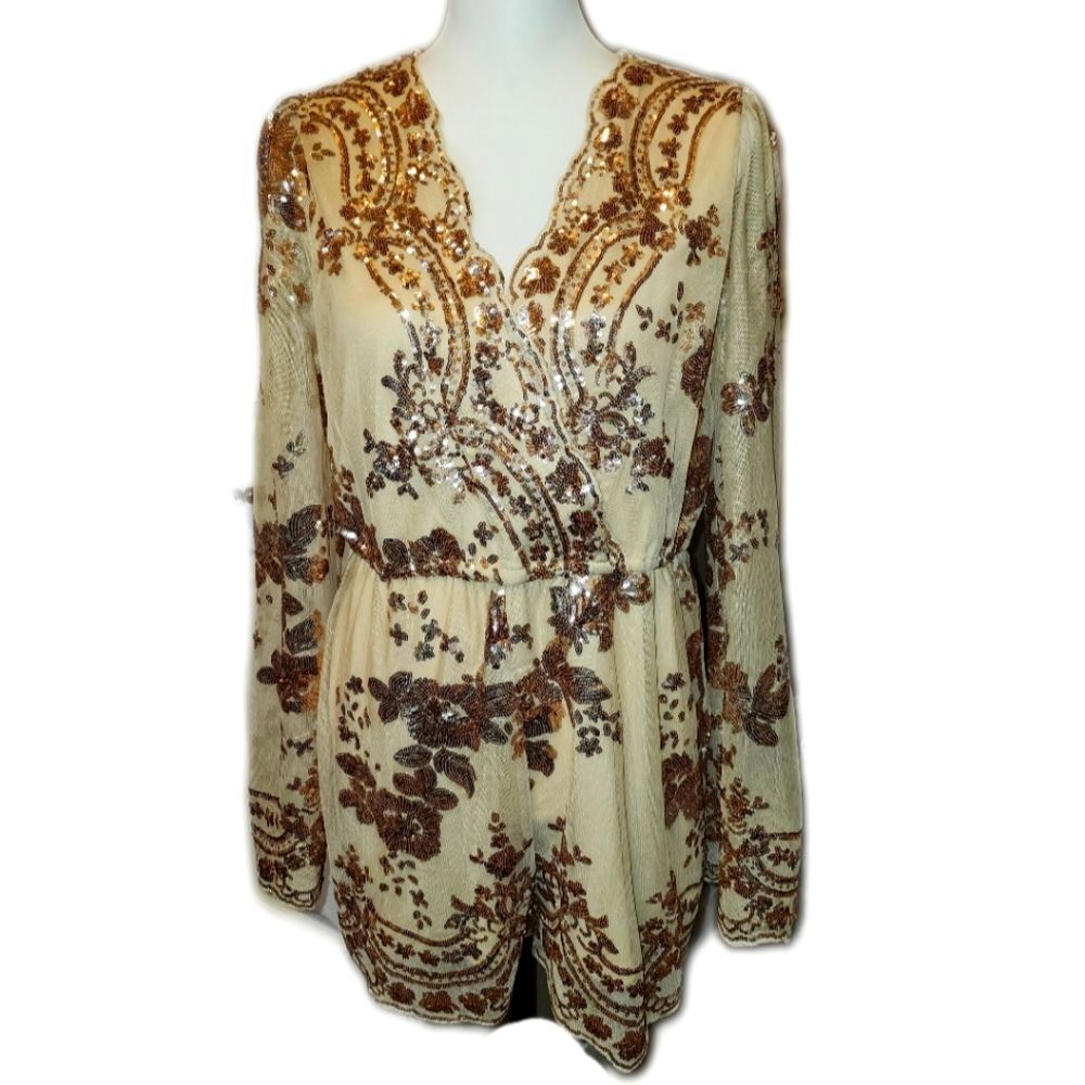 In Loom NWT Taupe Tan Sheer Lined Long Sleeved Beautiful Romper, L